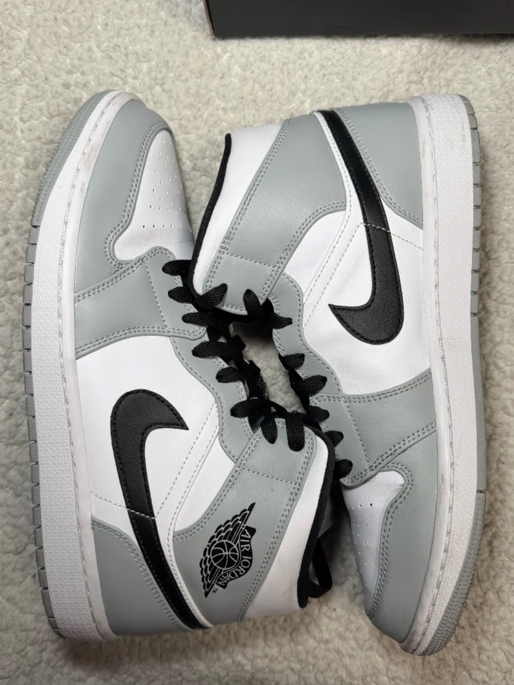 Mens Air Jordan 1 Mid Sneakers